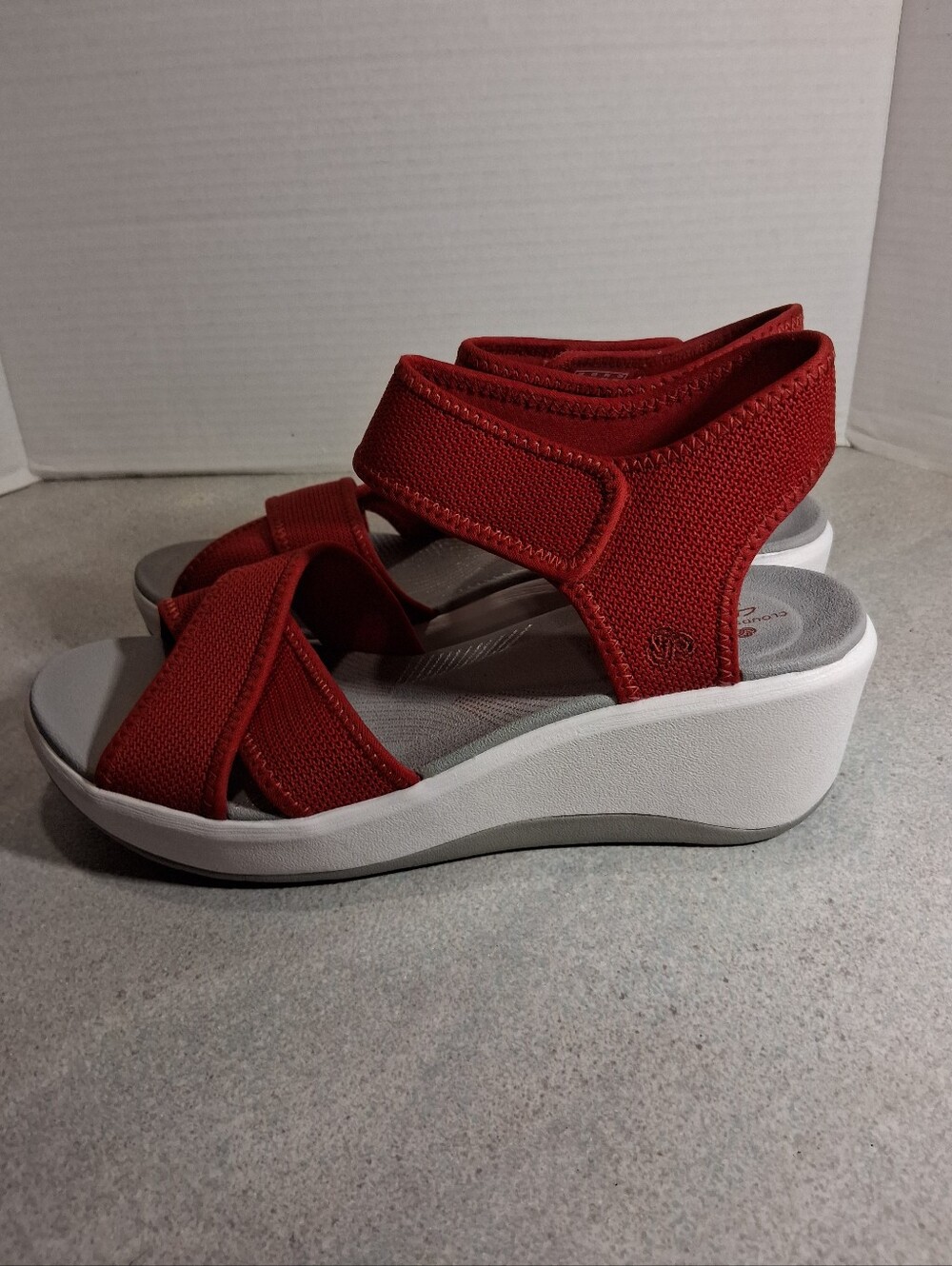 Clarks Cloud Stepoers Red Wedge Herl Sandals Woman's Sz. 7.5 NIB - Picture 5 of 10